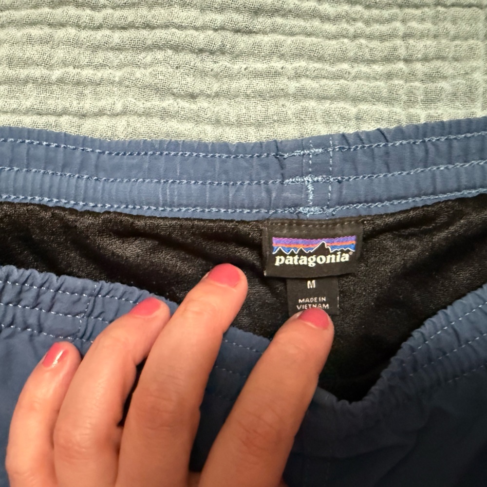 Patagonia Slate Blue Elastic Waist Shorts - Picture 2 of 2